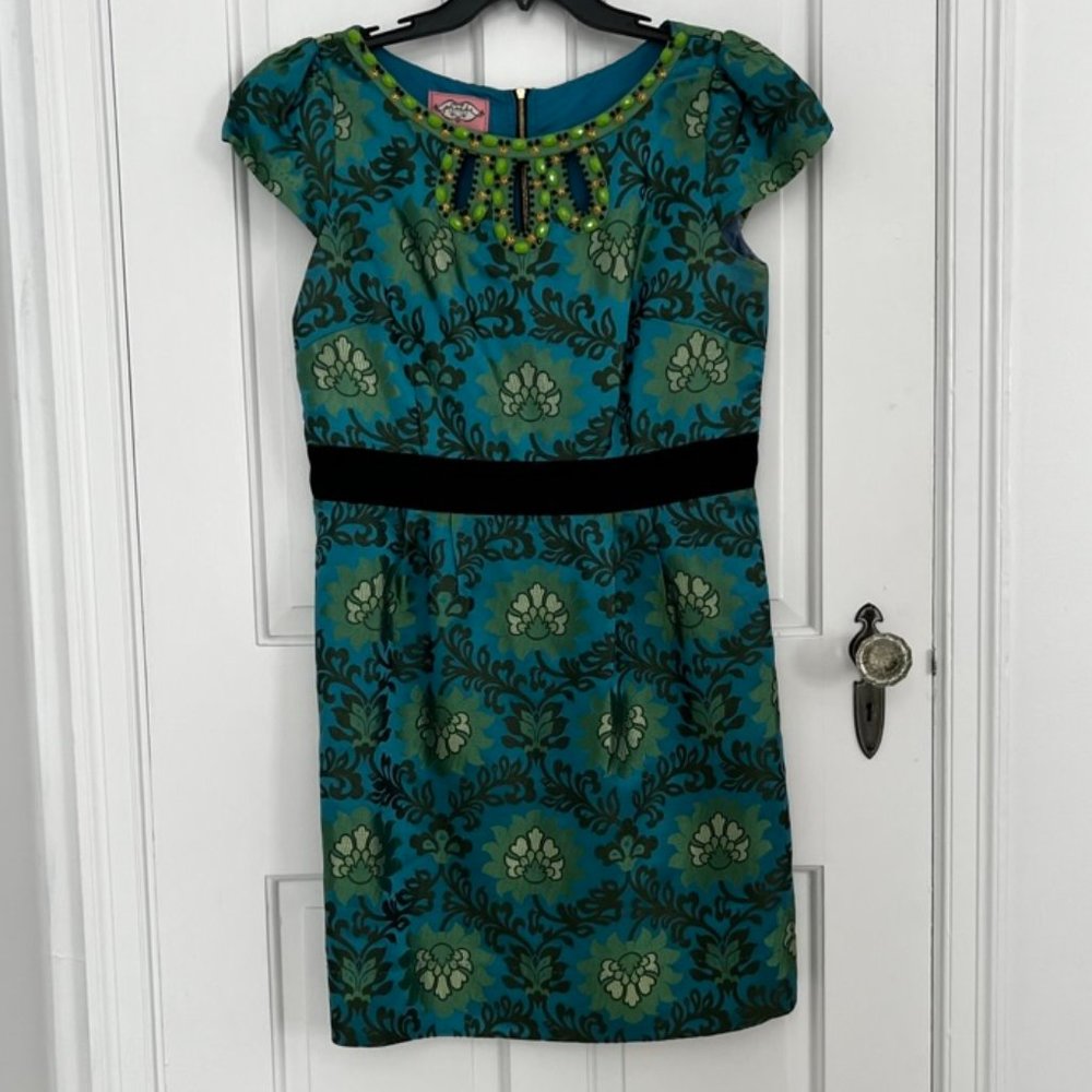 Phoebe Couture  Rayon Silk Dress with beautiful beaded accents. Sz 14